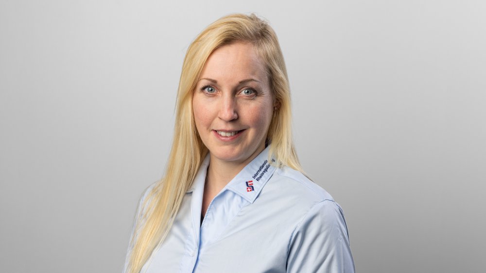 https://rheinregulierung.org/media/pages/organisation/teamundkontakt/ec2e589e87-1759734475/personal_irr_marlen_buechel_web.jpg