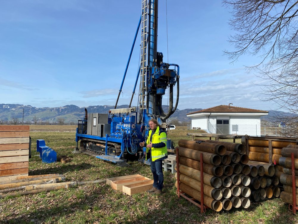 img-https://rheinregulierung.org/media/pages/service/news-overview/erkundungsbohrungen-fuer-trinkwasserbrunnen/4c5eb92d5e-1687790433/erkundungsbohrungen_diepoldsau.jpg