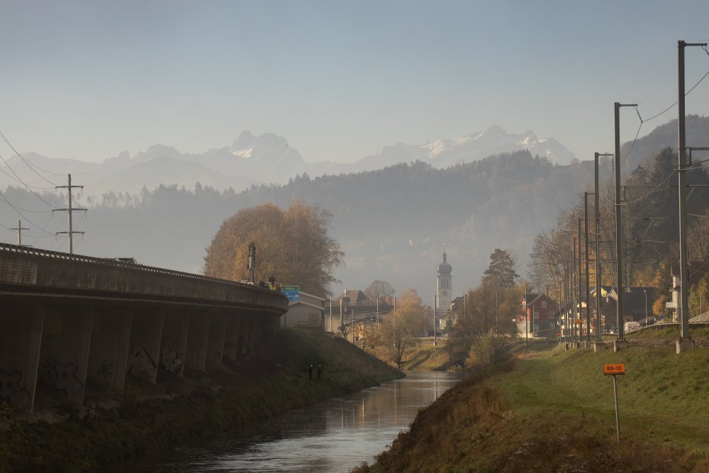 img-https://rheinregulierung.org/media/pages/service/news-overview/fliegendes-bohrgeraet-fuer-baugrunderkundungen/270a5889f2-1759734583/2020-11-09rh4d1a7682.jpg