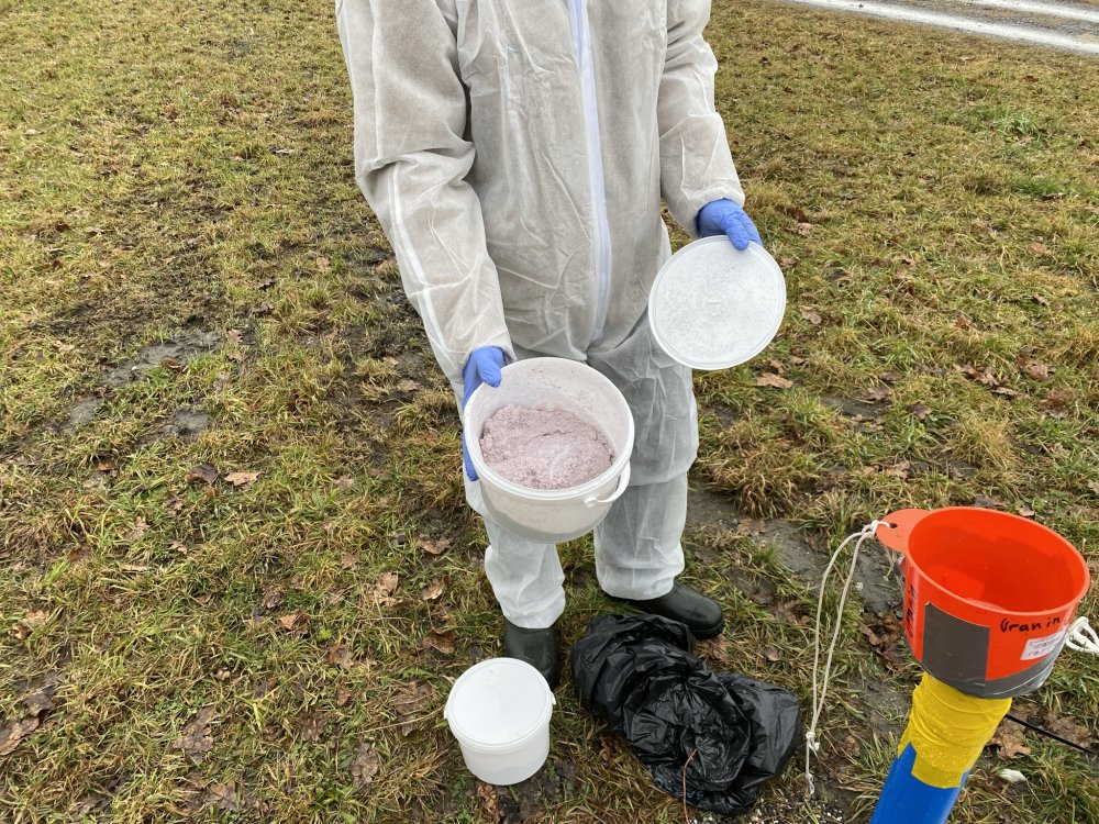 img-https://rheinregulierung.org/media/pages/service/news-overview/pumpversuche-in-diepoldsau/f4a3fcf3ce-1759734656/5img_2381.jpeg