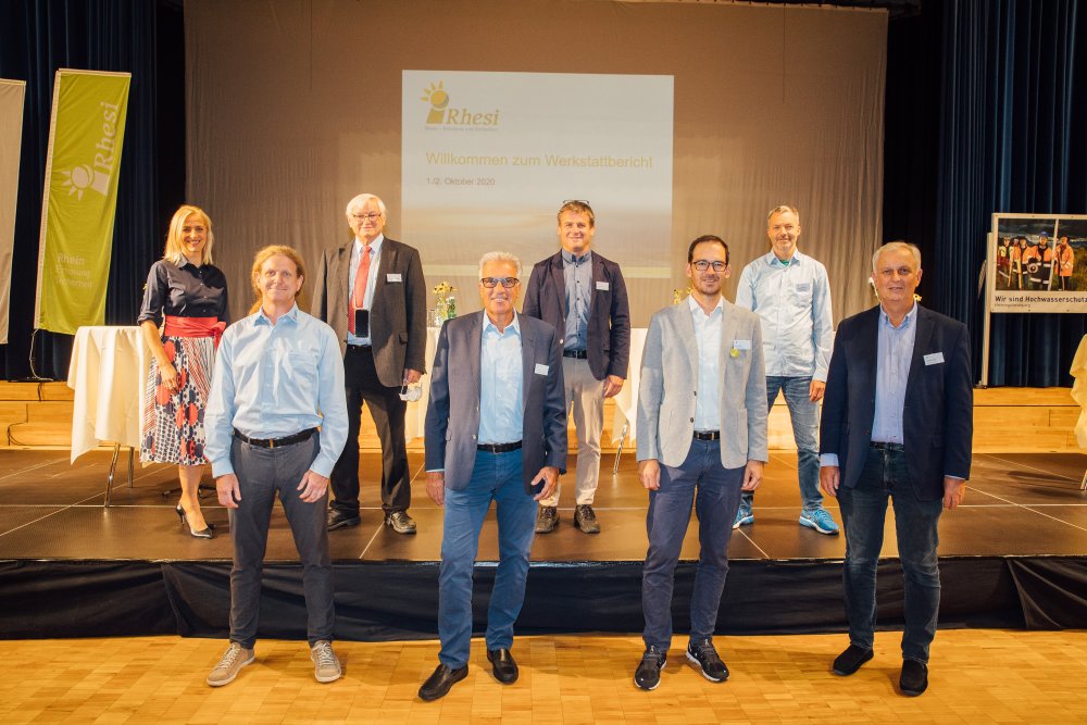 img-https://rheinregulierung.org/media/pages/service/news-overview/update-zum-hochwasserschutzprojekt-rhesi-fuer-politik-und-akteure/b9a54c91cb-1759734636/speaker-ws-bericht.jpg